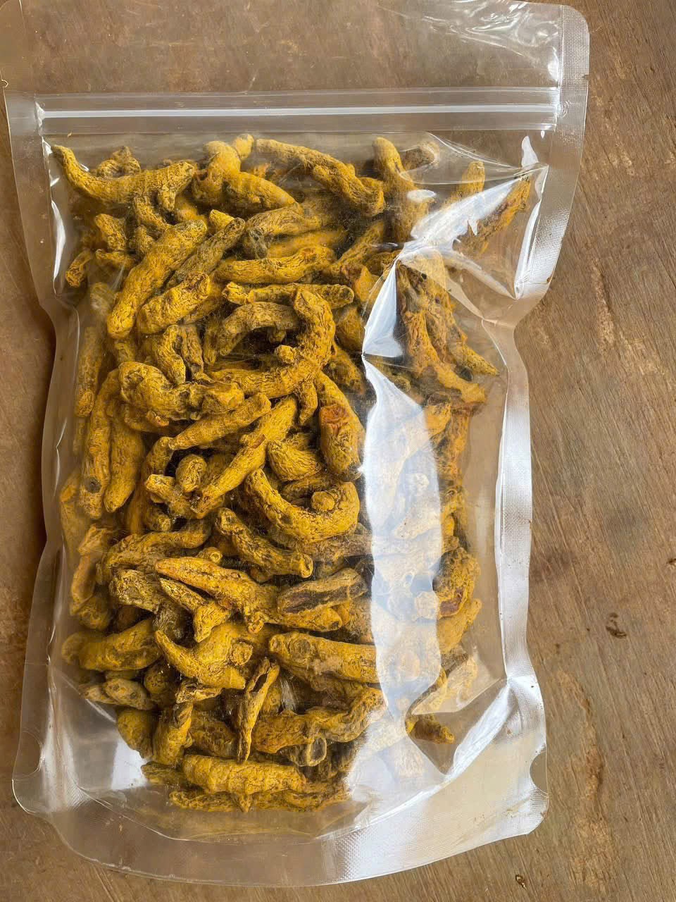 Turmeric packed in pouch